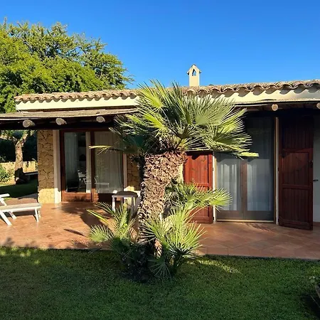 Martina A Villasimius, 150 Mt Dalla Spiaggia Di Porto Giunco, Con Ampio Giardino Holiday home *