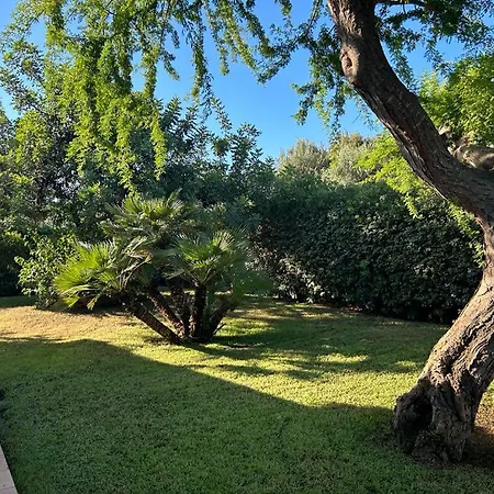 Martina A Villasimius, 150 Mt Dalla Spiaggia Di Porto Giunco, Con Ampio Giardino Holiday home Villasimius